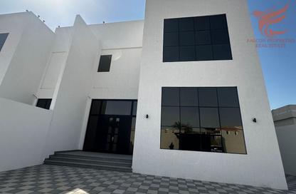 Villa - 4 - 5 for rent in Khuzam - Ras Al Khaimah