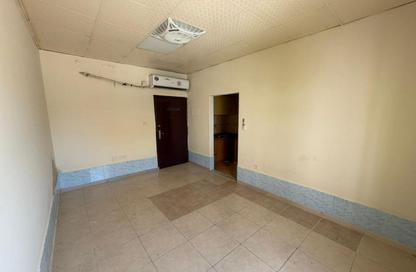 Apartment - Studio - 1 Bathroom for rent in Al Mowaihat 3 - Al Mowaihat - Ajman