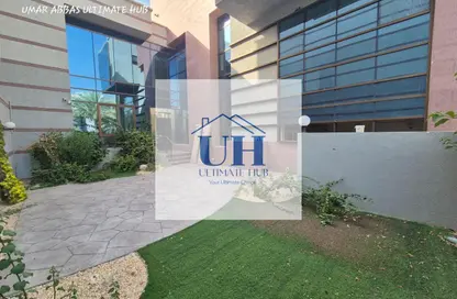 فيلا - 5 غرف نوم - 7 حمامات للايجار في المشرف - أبوظبي