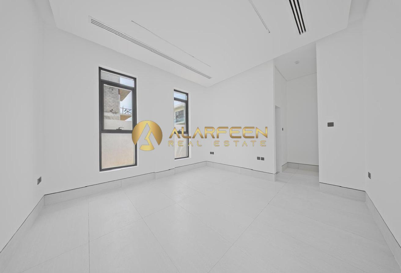BRAND NEW MODERN 4-BR IN AL BARSHA photo 4