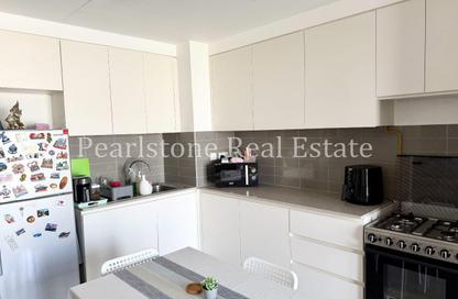 Apartment - 1 Bedroom - 1 Bathroom for sale in Zahra Breeze Apartments 4A - Zahra Breeze Apartments 4 - Zahra Breeze Apartments - Town Square - Dubai