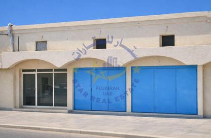 Whole Building - Studio - 2 Bathrooms for sale in Al Hayl - Fujairah
