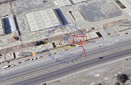 Whole Building - Studio - 2 Bathrooms for sale in Al Hayl - Fujairah