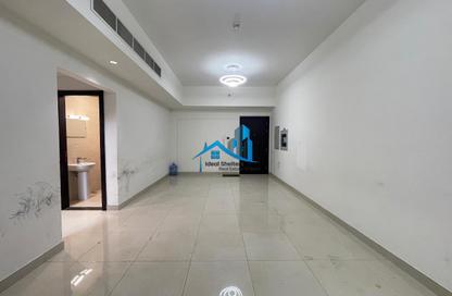 Apartment - 2 - 3 for rent in Al Mashroom 5 - Al Muhaisnah 4 - Al Muhaisnah - Dubai Apartment - 2 - 3 for rent in Al Mashroom 5 - Al Muhaisnah 4 - Al Muhaisnah - Dubai
