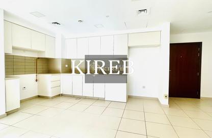 Apartment - 2 Bedrooms - 2 Bathrooms for sale in Zahra Breeze Apartments 3B - Zahra Breeze Apartments 3 - Zahra Breeze Apartments - Town Square - Dubai