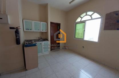 Apartment - Studio - 1 Bathroom for rent in Al Musalla - Sharjah