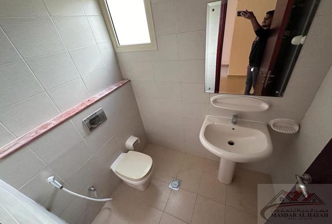 67441689 - Property Image 3