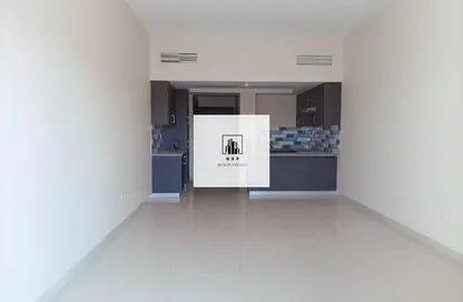 شقة - 1 حمام للايجار في شقق حديقة الزاهية - الزاهية - تجارية مويلح - الشارقة