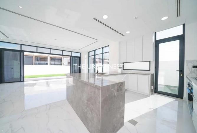 68281895 - Property Image 3