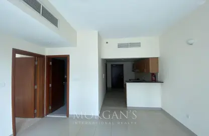 شقة - غرفة نوم - 2 حمامات للبيع في برج الكريكت - مدينة دبي الرياضية - دبي