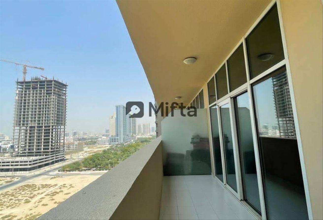 Stunning 1 BR | Fully Furnished | Prime photo 15
