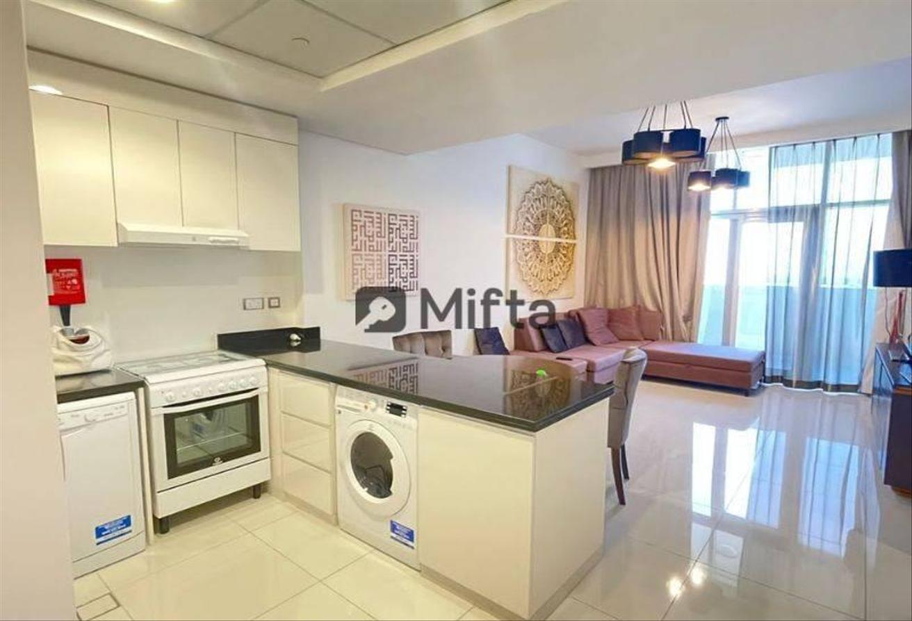 Stunning 1 BR | Fully Furnished | Prime photo 4