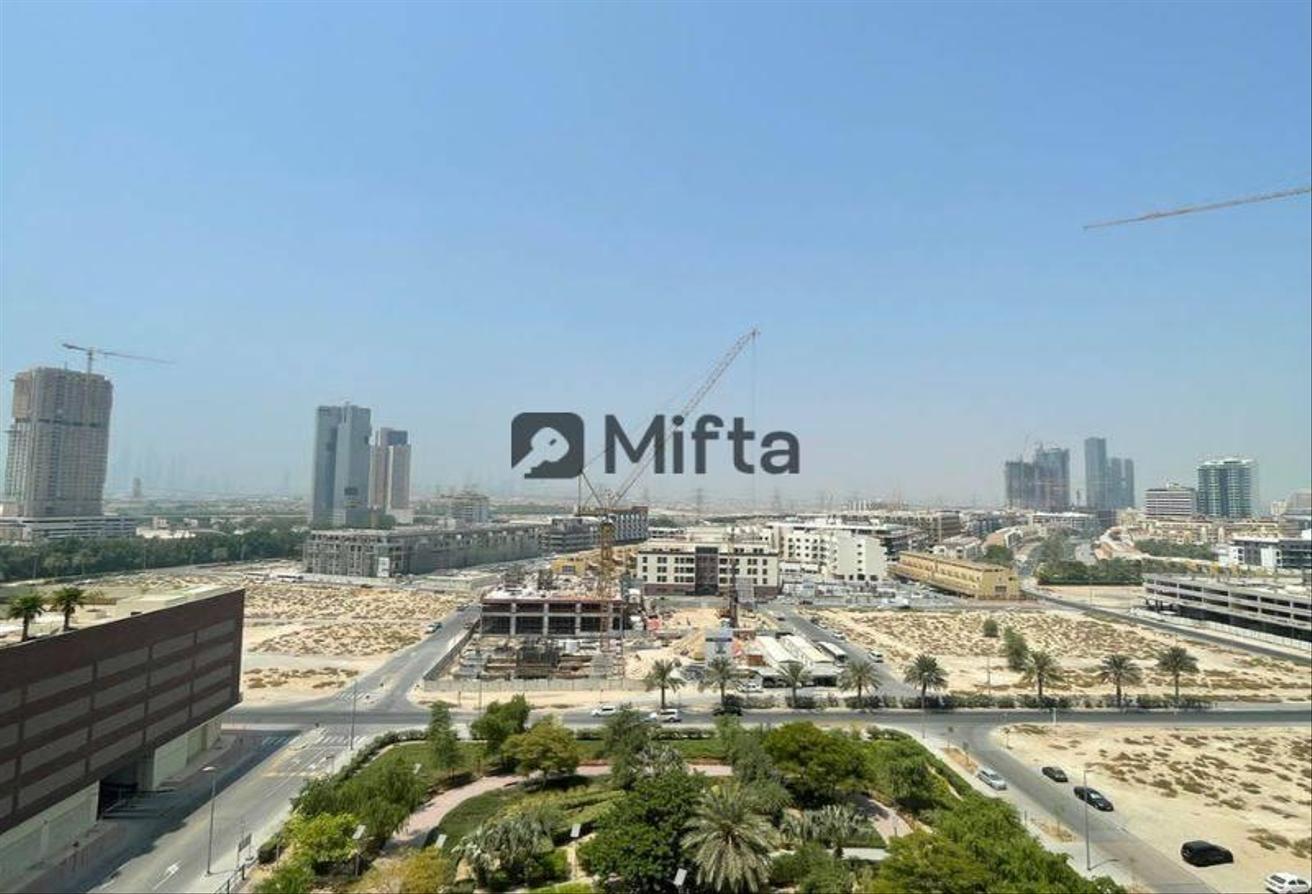 Stunning 1 BR | Fully Furnished | Prime photo 17