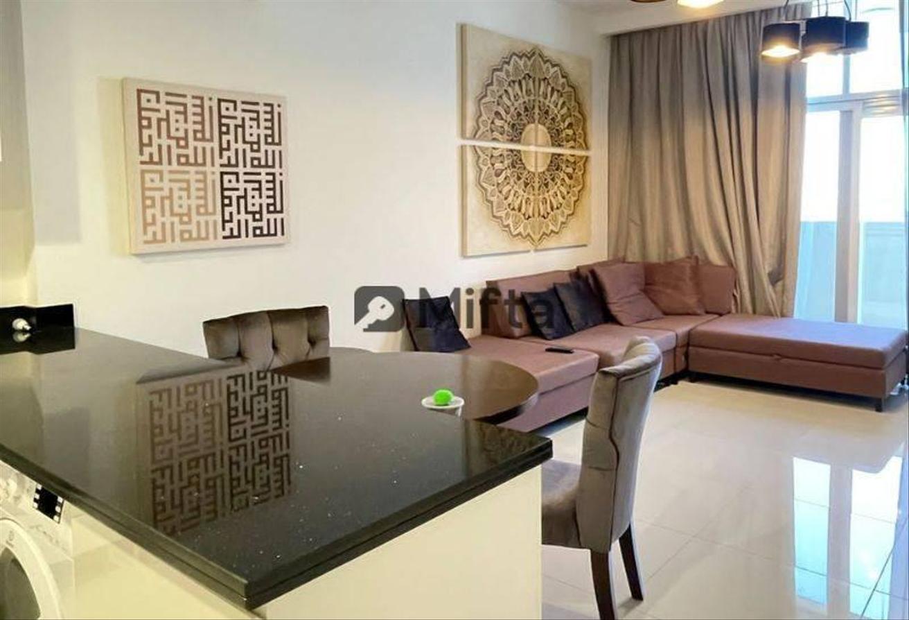 Stunning 1 BR | Fully Furnished | Prime photo 6