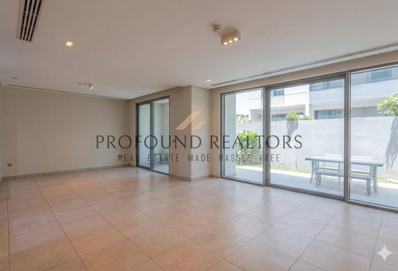 Corner Unit | With Swimming Pool | Open for offers photo 3