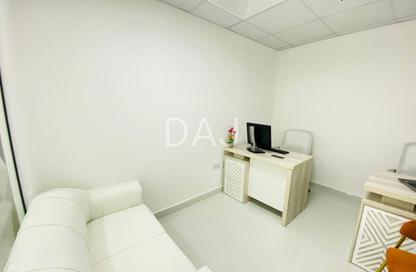 Office Space - Studio - 1 Bathroom for rent in Silver Home Building - Hor Al Anz - Deira - Dubai Office Space - Studio - 1 Bathroom for rent in Silver Home Building - Hor Al Anz - Deira - Dubai