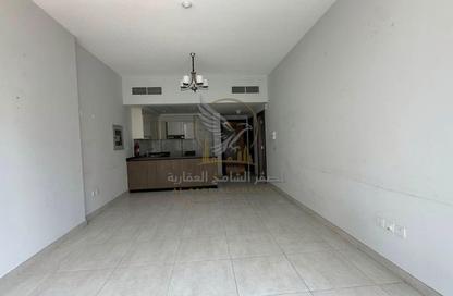 Apartment - 1 - 2 for rent in Al Mamzar - Al Mamzar - Sharjah - Sharjah