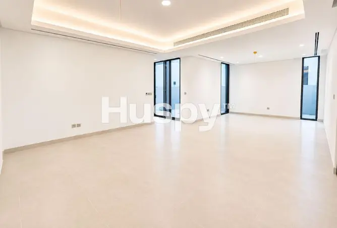 151928304 - Property Image 3