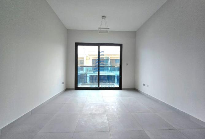 77801039 - Property Image 2