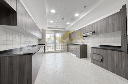Apartment - 3 - 4 for rent in Escape Tower - Business Bay - Dubai Apartment - 3 - 4 for rent in Escape Tower - Business Bay - Dubai