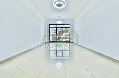 Apartment - 2 Bedrooms - 3 Bathrooms for rent in Jumeirah Garden City - Al Satwa - Dubai