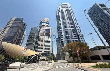 Apartment - 1 Bedroom - 2 Bathrooms for rent in Green Lakes Towers 1 - Green Lakes Towers - JLT Cluster S - Jumeirah Lake Towers - Dubai