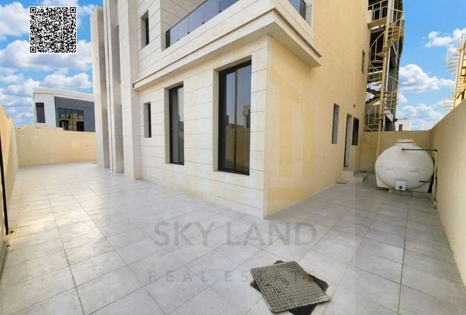 137016288 - Property Image 2