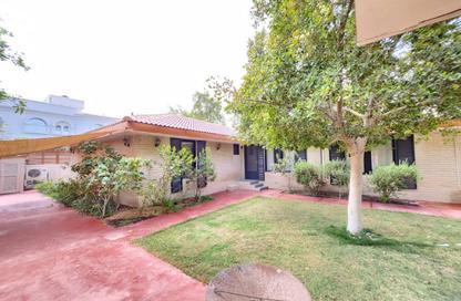 Villa - 4 Bedrooms - 5 Bathrooms for rent in Jumeirah 1 Villas - Jumeirah 1 - Jumeirah - Dubai Villa - 4 Bedrooms - 5 Bathrooms for rent in Jumeirah 1 Villas - Jumeirah 1 - Jumeirah - Dubai