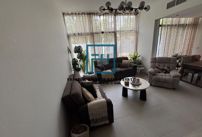 70281660 - Property Image 3