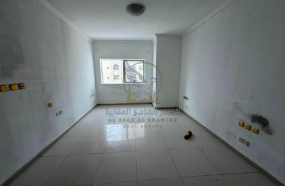 Apartment - Studio - 1 Bathroom for rent in New Al Taawun Road - Al Taawun - Sharjah