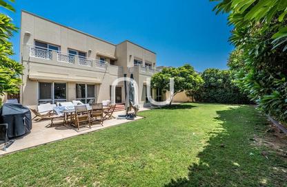 Villa - 5 Bedrooms - 6 Bathrooms for rent in Meadows 7 - Meadows - Dubai Villa - 5 Bedrooms - 6 Bathrooms for rent in Meadows 7 - Meadows - Dubai