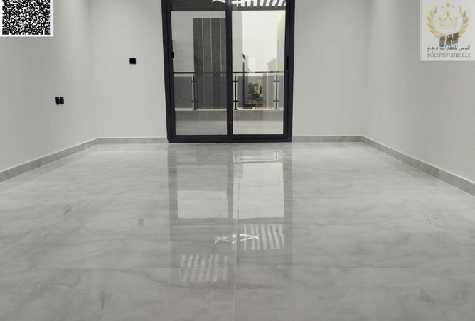 121550830 - Property Image 2