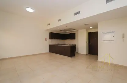 Apartment - 2 Bedrooms - 2 Bathrooms for rent in Al Thamam 06 - Al Thamam - Remraam - Dubai Land - Dubai