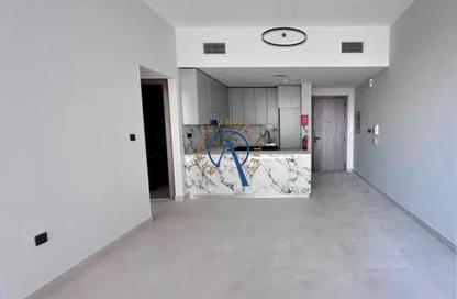Apartment - 1 - 2 for rent in Amal Tower - Dubai Sports City - Dubai