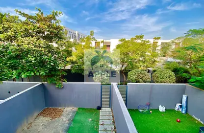 فيلا - 2 غرف نوم - 4 حمامات للايجار في سراب 2 - الجادة - الشارقة