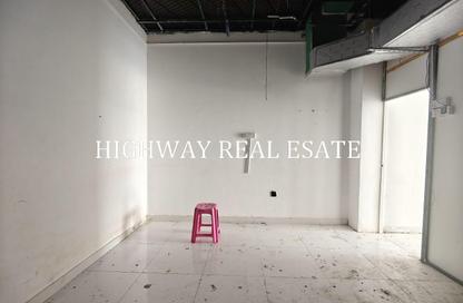 Shop - Studio - 1 for rent in Al Hooshi Villas - Hoshi - Al Badie - Sharjah