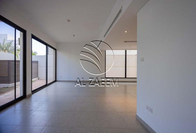 68667436 - صورة العقار 3