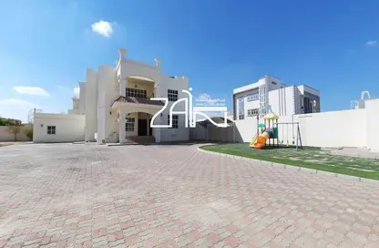 فيلا - 5 غرف نوم - 6 حمامات للبيع في مدينة شخبوط - أبوظبي