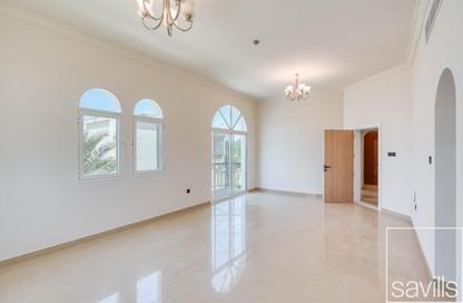 Villa - 5 Bedrooms - 6 Bathrooms for rent in Umm Suqeim 2 Villas - Umm Suqeim 2 - Umm Suqeim - Dubai Villa - 5 Bedrooms - 6 Bathrooms for rent in Umm Suqeim 2 Villas - Umm Suqeim 2 - Umm Suqeim - Dubai