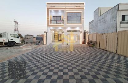 Townhouse - 5 Bedrooms - 7 Bathrooms for sale in Al Yasmeen 1 - Al Yasmeen - Ajman