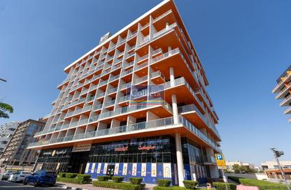 Shop - Studio for rent in Binghatti Terraces - Dubai Silicon Oasis - Dubai