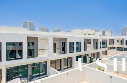 Townhouse - 4 - 4 for sale in Belair Phase 2 - Damac Hills - Dubai