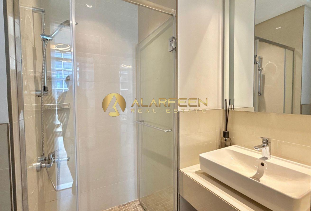 Near To Mall | Spacious Unit | Prime Location photo 10