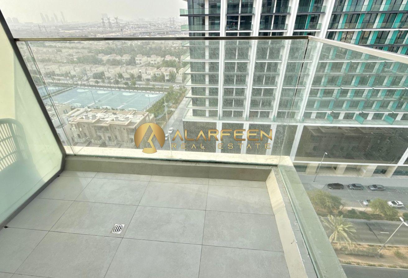 Near To Mall | Spacious Unit | Prime Location photo 11