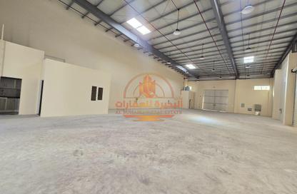 Warehouse - Studio - 2 Bathrooms for rent in Umm Al Thuoob - Umm Al Quwain