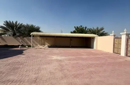 Villa - 3 Bedrooms - 4 Bathrooms for sale in Al Garayen - Sharjah