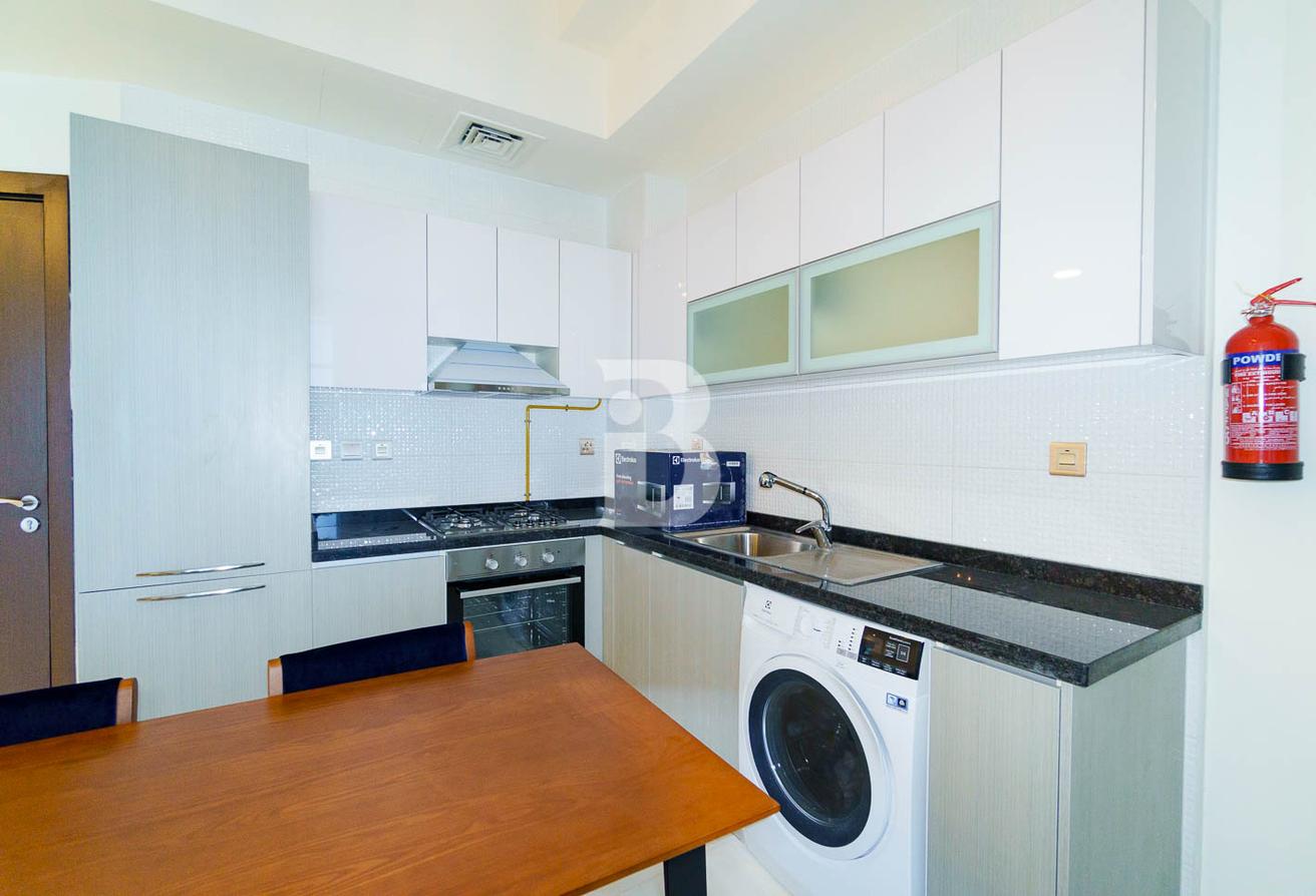 HIGH FLOOR UNIT | SPACIOUS LAYOUT | BURJ VIEWS photo 6