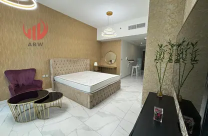 Apartment - Studio - 1 Bathroom for rent in Millennium Binghatti Residences - Business Bay - Dubai