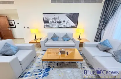 Apartment - 2 Bedrooms - 2 Bathrooms for rent in Golden Sands 10 Hotel Apartments - Mankhool - Bur Dubai - Dubai