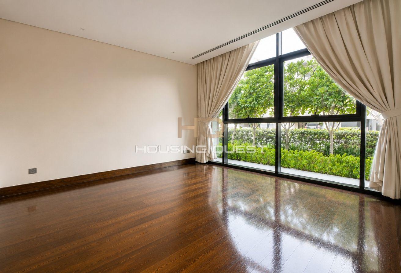 5 Bed + Maid | Corner Unit | Quick Access photo 5